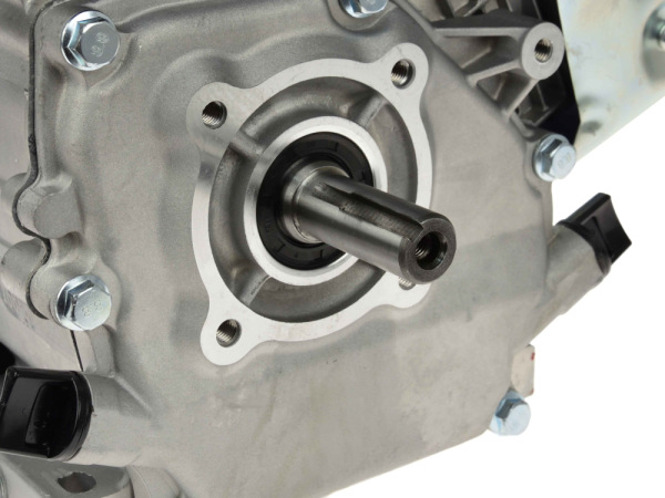 Benzínový štvortaktný spaľovací motor, objem 196 cm3, výkon 6,5 HP, hriadeľ 20 mm, GEKO 6