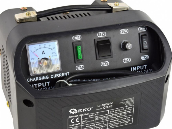 Nabíjačka autobatérii CB-40, 230 V, 12/24 V, poistka 30A, intenzita prúdu 30A 4