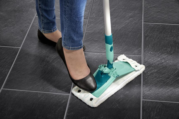 Súprava upratovacia LEIFHEIT 55356 Combi M, mop na podlahy + vedro 9