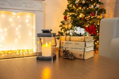 Lampáš MagicHome Vianoce Retro, s LED sviečkou, čierny, 3xAAA, plast, časovač, 10x18,5 cm, pohyblivý