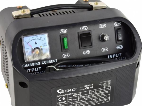 Nabíjačka autobatérii CB-40, 230 V, 12/24 V, poistka 30A, intenzita prúdu 30A