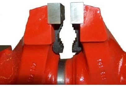 Zverák YORK STANDARD 125 mm s čeľusťami na trubky