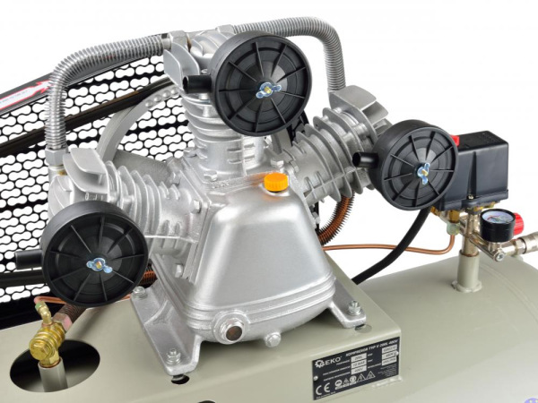 Kompresor olejový 3-piestový 4,0 kw, 400 V, 490 l/min, vzdušník 200 litrov, GEKO 11