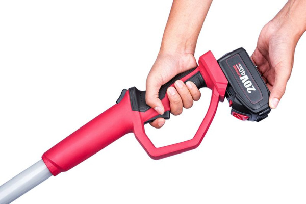 Píla Worcraft CPS-S20Li ShareSYS, 20V Li-Ion, vyvetvovacia, lišta 8" OREGON, teleskopická 188-270 cm 5