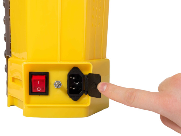 Postrekovač akumulátorový 12 litrový, akumulátor 12V-8Ah, žltý, GEKO 19