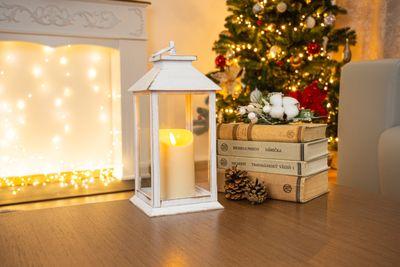 Lampáš MagicHome Vianoce, LED, 3xAAA, plast, biely, 14x14x33 cm, pohyblivý plameň