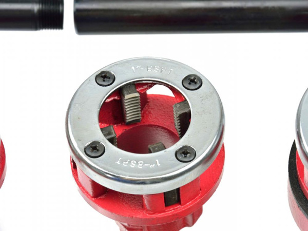 4-dielna sada závitových hláv 1/2", 3/4", 1", 5/4" s račňou a rukoväťou, GEKO 2