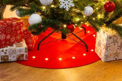 Koberec MagicHome Vianoce, červený, pod vianočný stromček, s hviezdičkami, 22x LED, teplá biela, 2xA