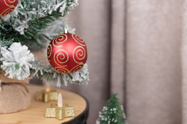 Gule MagicHome Vianoce, 4 ks, zlaté s ornamentami, 7 cm 2