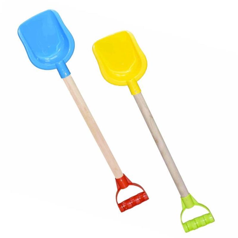 CreativeToys drevená lopata na sneh 60 cm