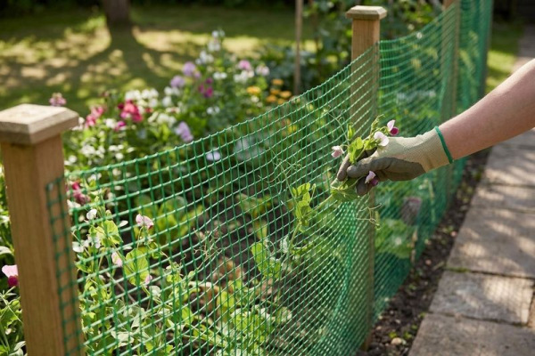 Pletivo ECONOMY 1, 1000/05x05 mm, štvorcový vzor, 300g/m2, zelené, celoplastové, bal. 50 m 1