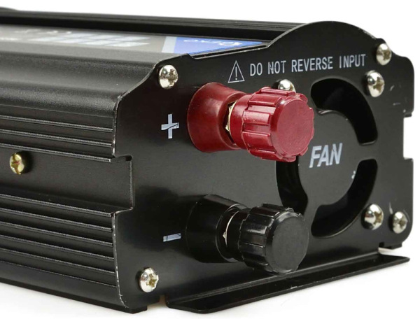 Menič napätia, vstup 12V/ výstup 230V, trvalý výkon 250W/nárazový výkon 500W, GEKO 6