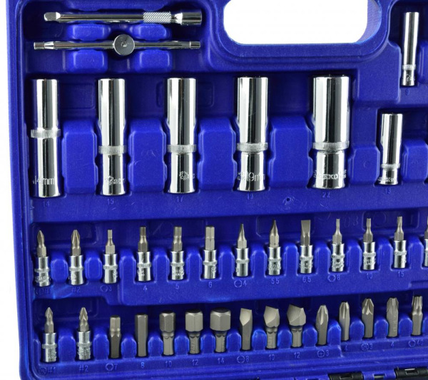 Gola sada 1/4" a 1/2", 108-dielna v plastovom kufri, GEKO 4