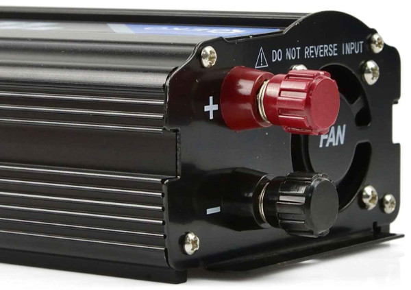 Menič napätia, vstup 24V/ výstup 230V, trvalý výkon 350W/nárazový výkon 700W,, GEKO 5
