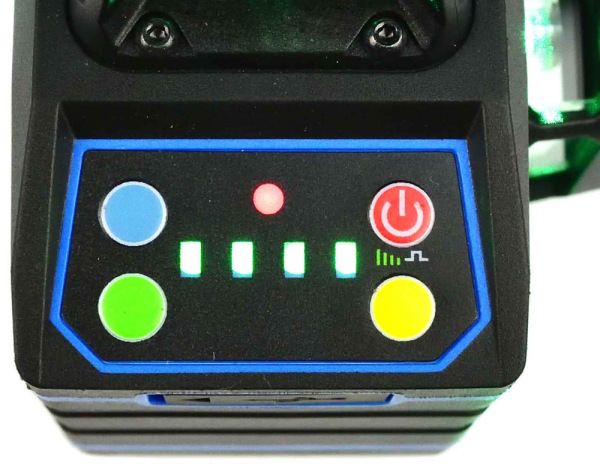 Laser krížový samonivelizačný, presnosť 1,5 mm/5m, dosah 30 m, 360°, 12 lúčov, GEKO 10