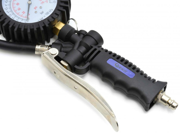 Pištoľ na plnenie pneumatík s manometrom, 0-12 bar, hadička 45 cm, GEKO 4