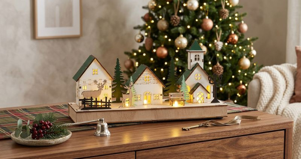 Dekorácia MagicHome Vianoce, Domčeky, 5xLED teplá biela, 2xAAA, IP20, 29x10x15 cm 1